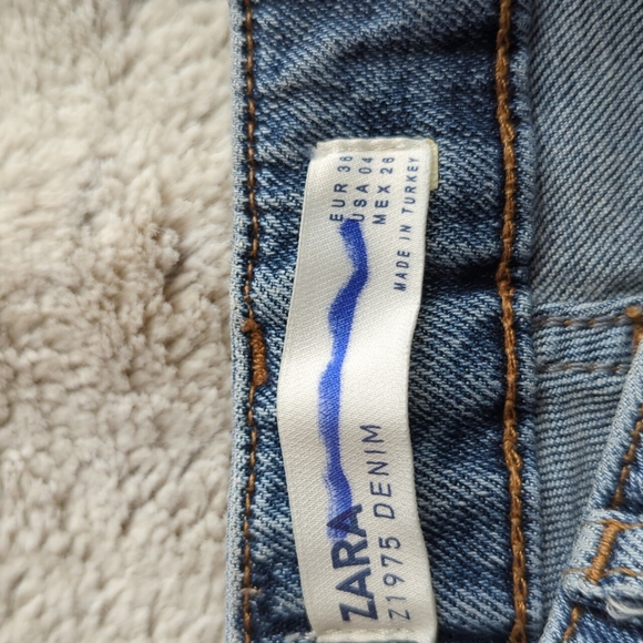 Zara Denim High Rise Red Side Stripe Skinny Jeans Size 4 Waist - Picture 3 of 5